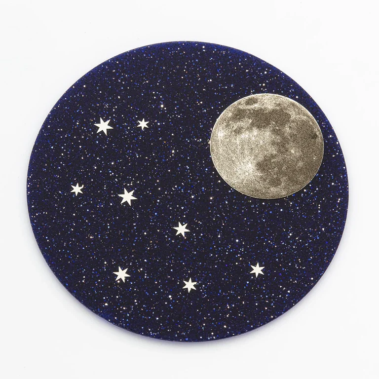 Disque en aventurine avec lune et étoiles